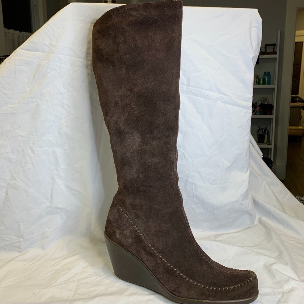 Aerosoles woman’s boots, EUC size 10